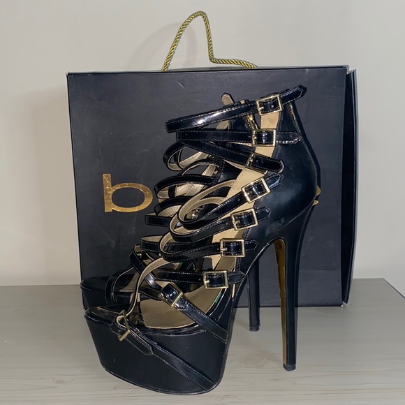 Y2K BEBE Nadiya Black Patent Leather Gold Zip High Heels Sandals Strappy Size 7 - Picture 5 of 9